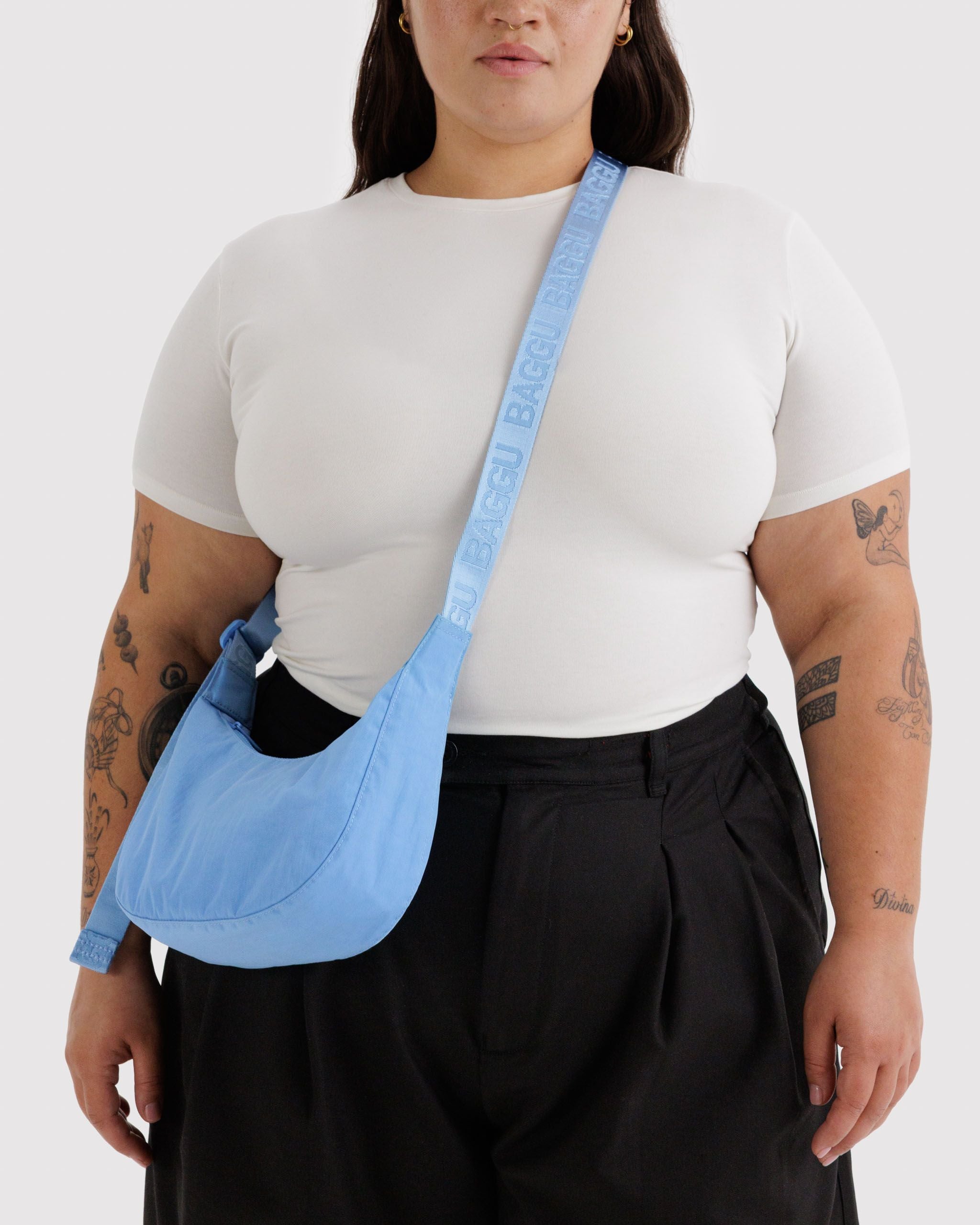 Small Nylon Crescent Bag - Piscine