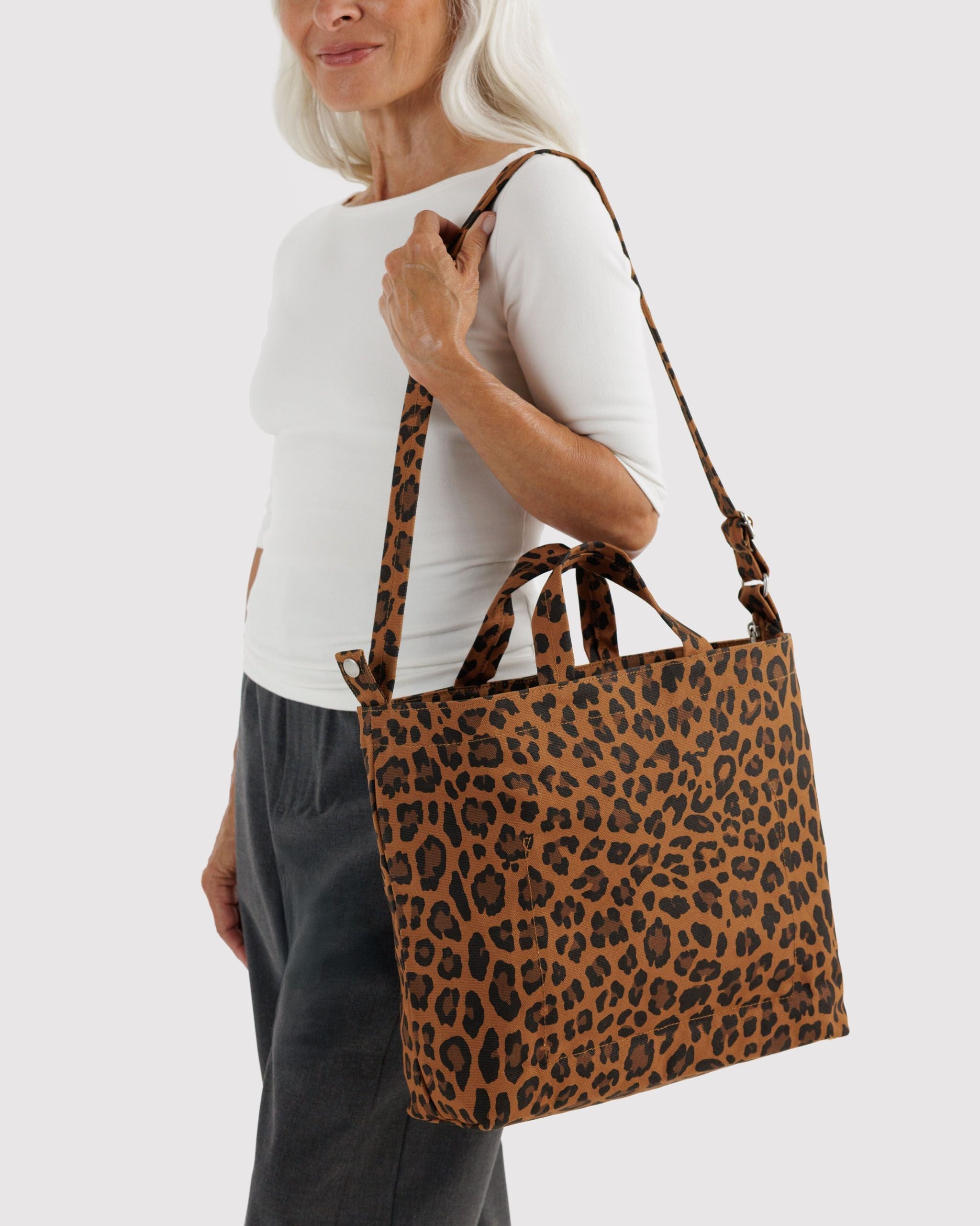 Horizontal Zip Duck Bag - Leopard