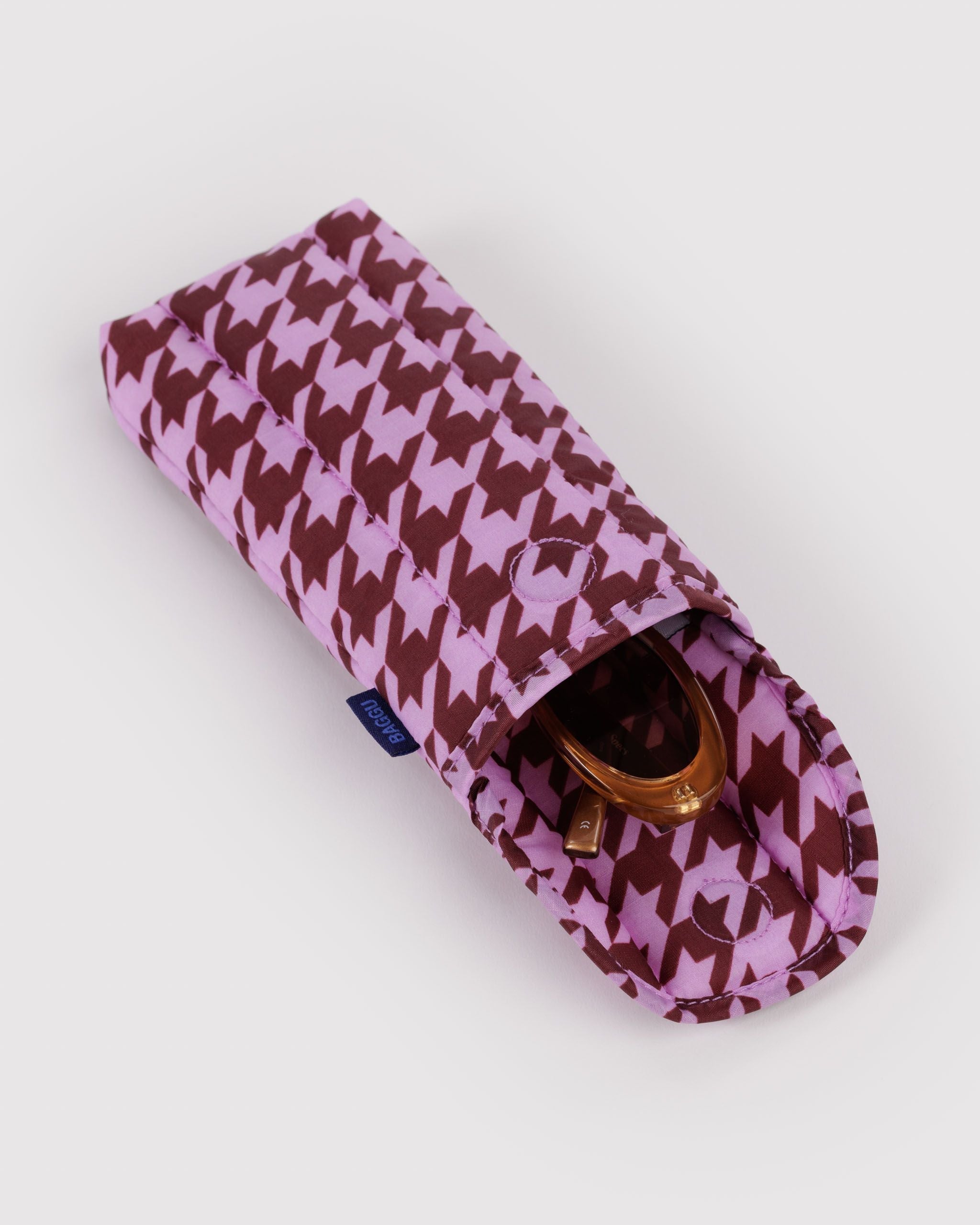 Puffy Glasses Sleeve - Pink Houndstooth